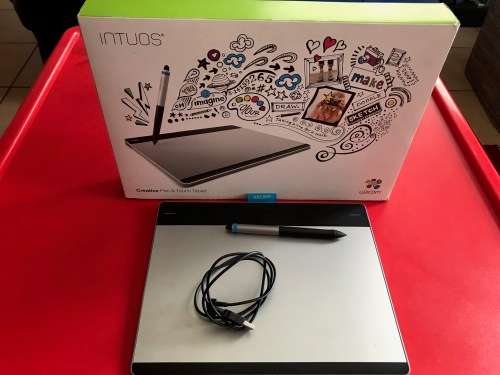 Wacom Intuos Creative Pen&Touch Medium - Tablet Model CTH 680