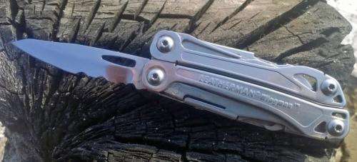LEATHERMAN- WINGMAN MULTI TOOL