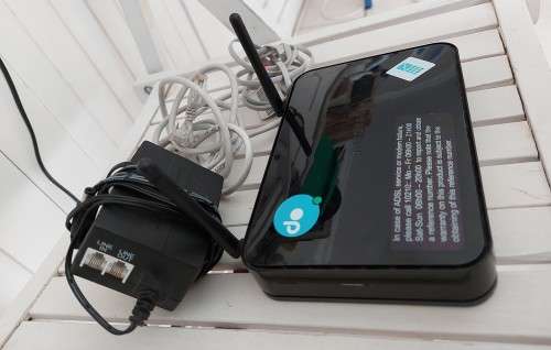 NETGEAR N300 WIRELESS ADSL2+ MODEM ROUTER DGN2200M V2