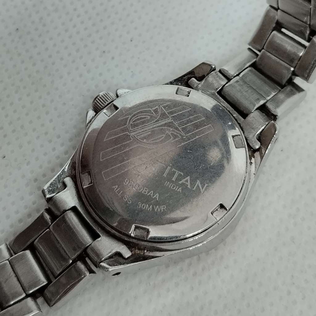 Titan Ladies Watch with Box #W0051