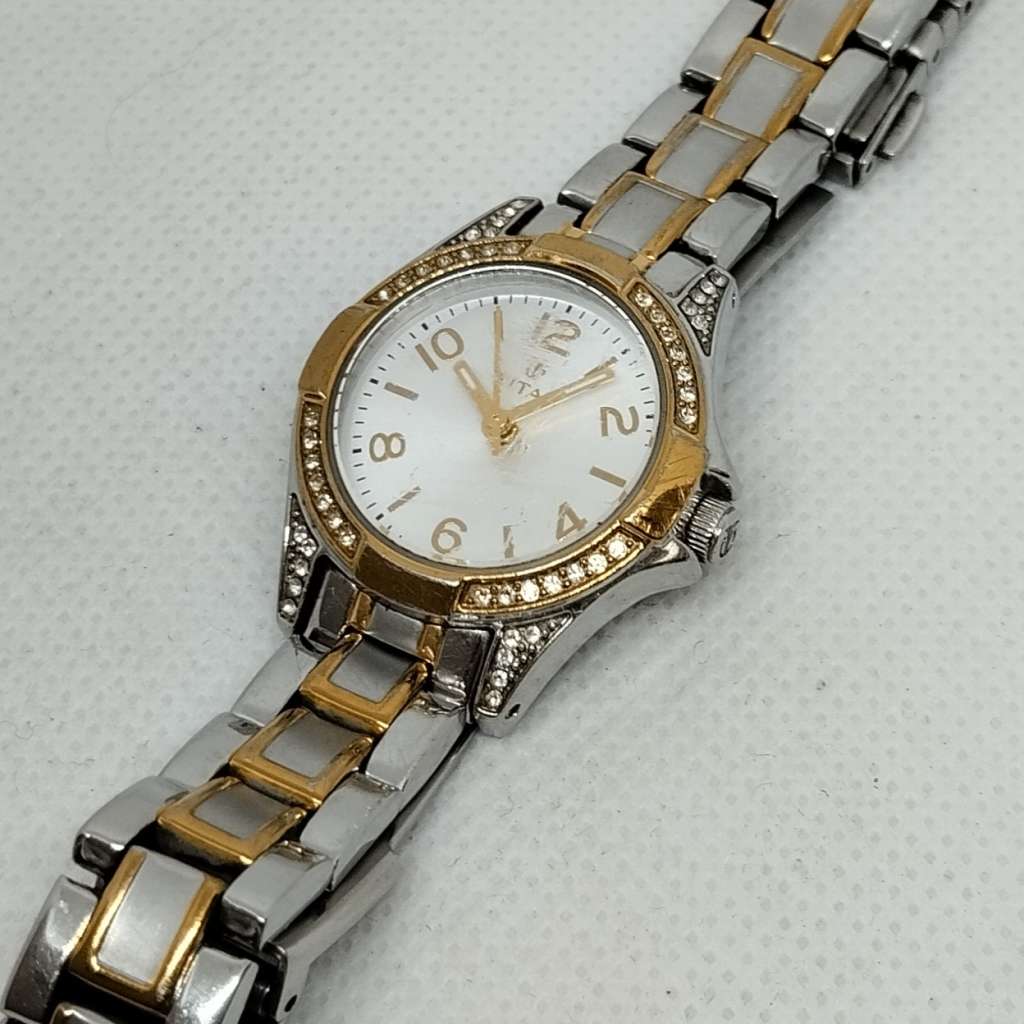 Titan Ladies Watch with Box #W0051