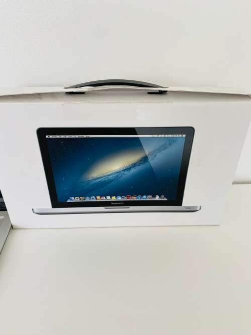Apple MacBook Pro 13.3-inch | Core i5 2.5GHz | 8GB DDR3 RAM | 500GB HDD | MD101