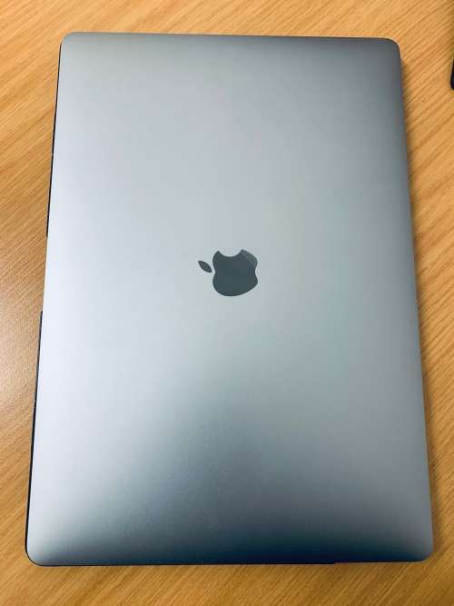 MacBook Pro A1990 15-inch Touch Bar 2018-2019 Display Assembly Replacement