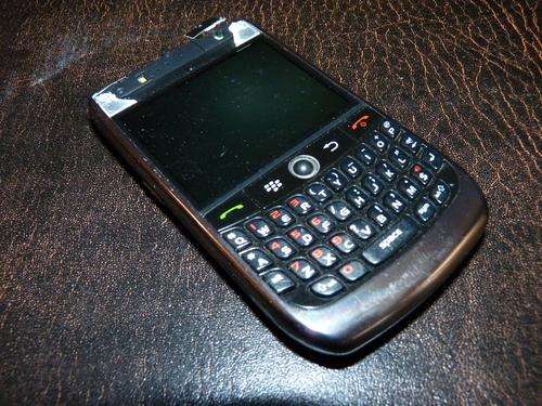 BLACKBERRY 8900