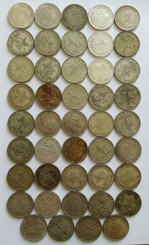 COLLECTION OF 44 X 50 % SILVER SOUTH AFRICA SHILLINGS.  ONE BID TAKES ALL.