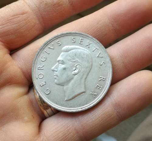 South Africa 1952 Silver 5 Shillings. Good condition.