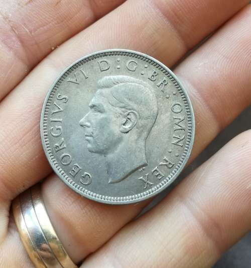 Great Britain 1944 Silver half Crown. Good condition.