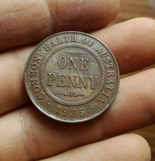 Commonwealth of Australia 1935 Full Penny. Great Condition.