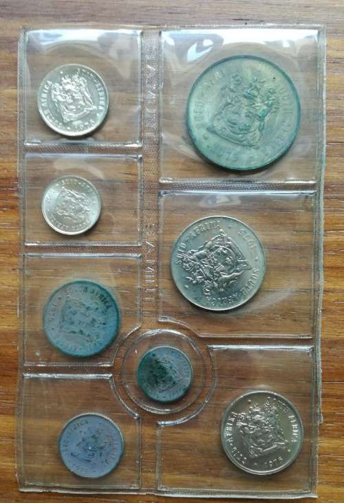 South Africa 1975 Silver one rand UNC mint pack.