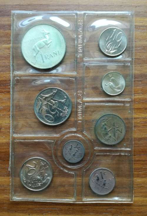 South Africa 1975 Silver one rand UNC mint pack.
