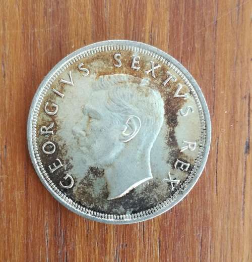 South Africa 1951 Silver 5 Shillings. Good condition.