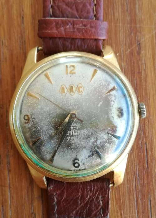 Lemania AAC 18CT Gold Watch. Please read description.