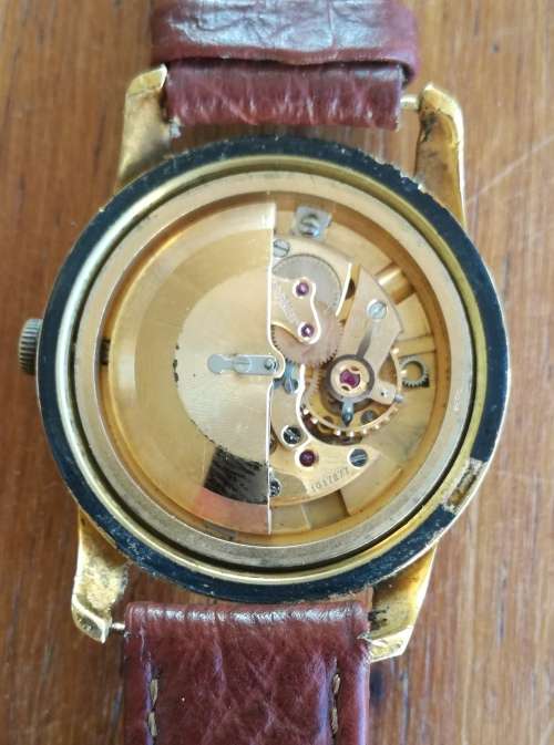 Lemania AAC 18CT Gold Watch. Please read description.