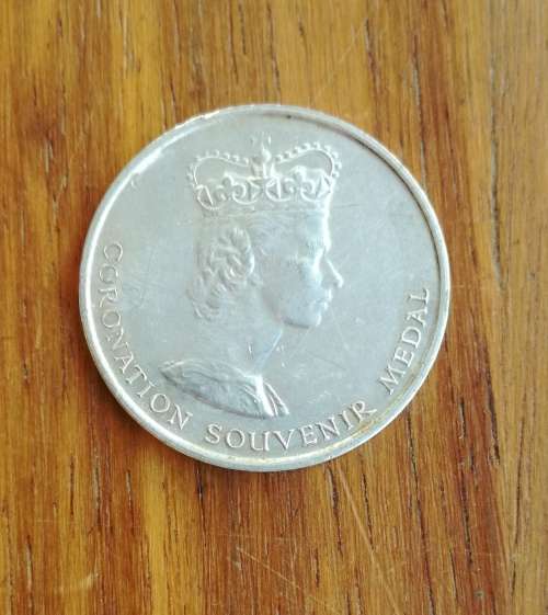 Great Britain Queen Elizabeth II Coronation Souvenir medal.