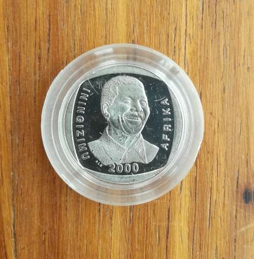 Nelson Mandela 2000 UNC/PROOF R5 in CD Cover.