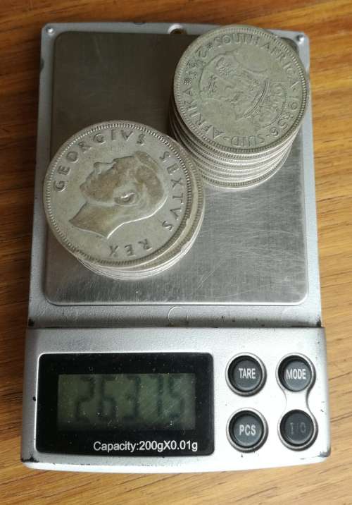 South Africa collection of 19 Silver Half Crowns. 263.75 Grams.