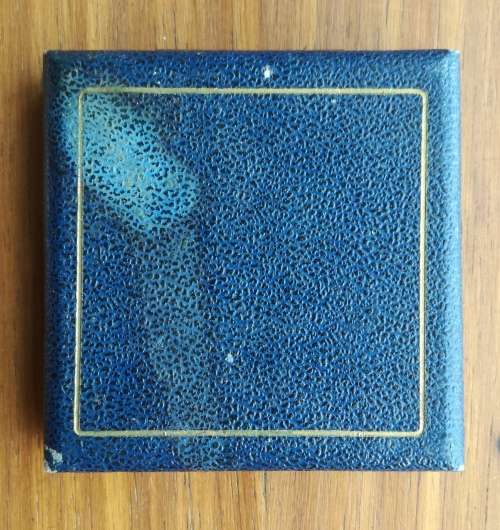 William Harvey 1578-1657 Blood Doning Medal 1968 Awarded to L.J. KLOPPER.