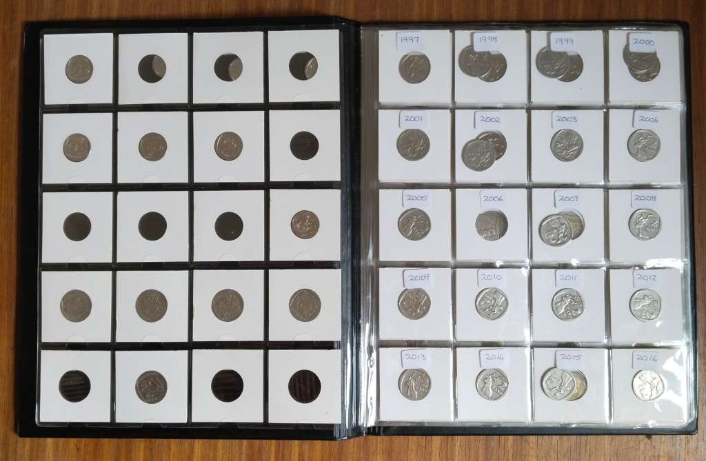 Collection of 102 Republic of South Africa coins with album. ( R 252 in valid currency)
