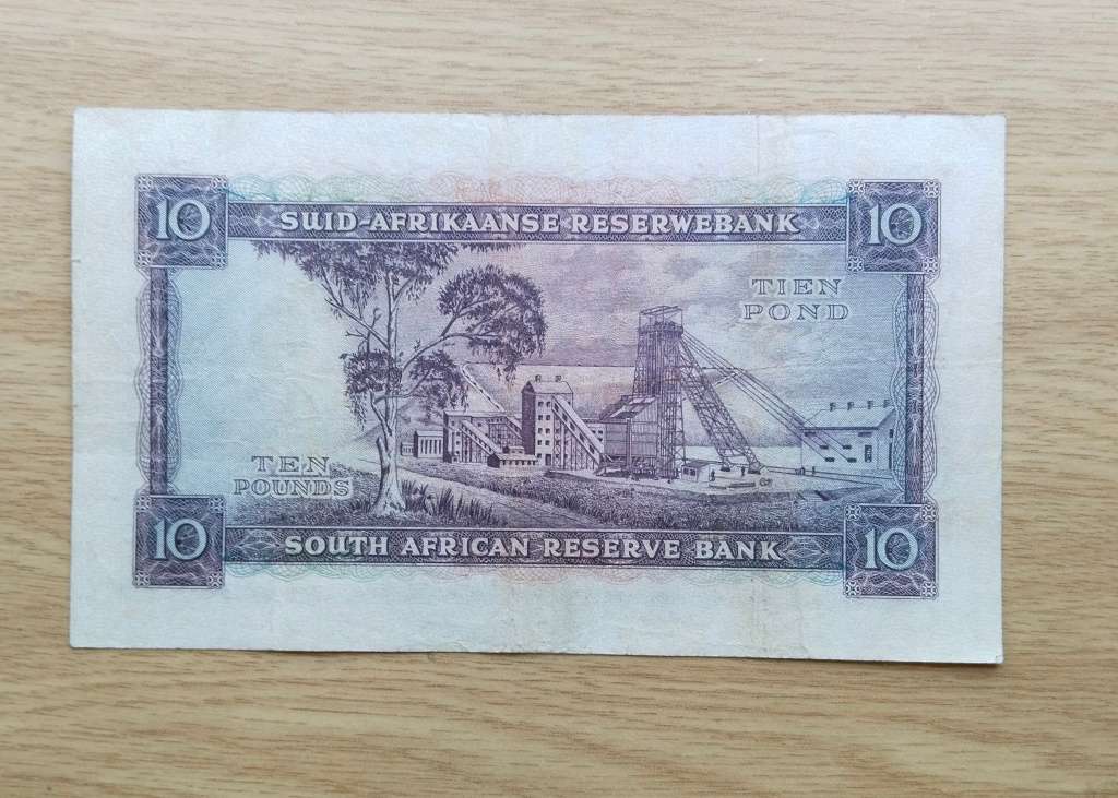South Africa M.H. de Kock 18.12.55 Ten Pounds Bank Note. Good Condition. 444
