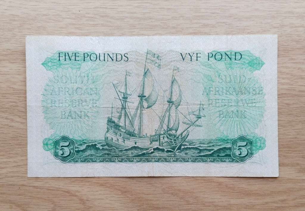 South Africa M.H. de Kock 11.3.59 Five Pounds Bank Note. 087