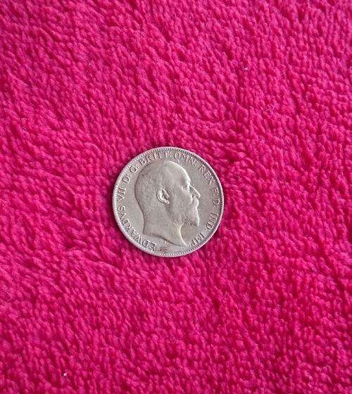 1905 gold half sovereign in good condition. 22 ct gold 4 grams.