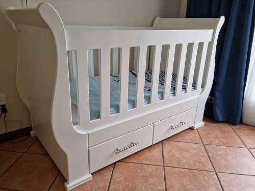 Sleigh Cot with Drawers White