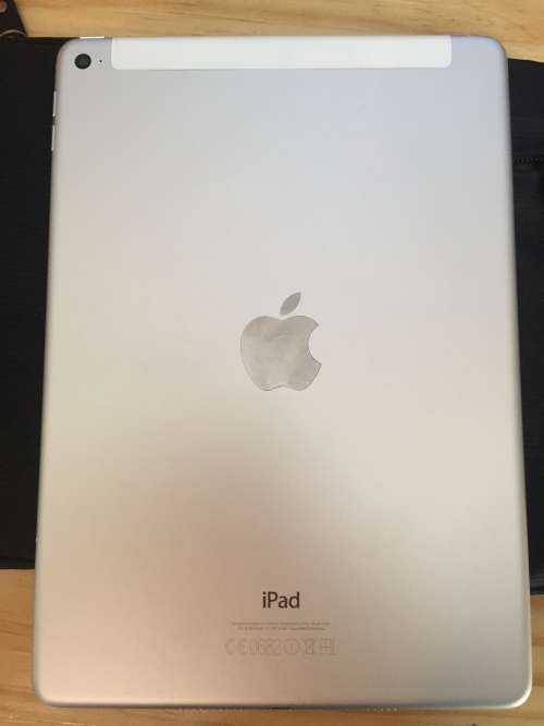 Apple iPad Air 2 | Cellular | 4G | WiFi | 64GB | Silver | Original Case with Charger