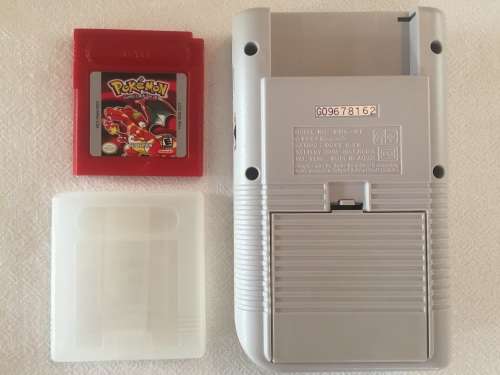 ORIGINAL GAMEBOY - Game Boy (DMG-01) with Pokemon Red (collectors item)