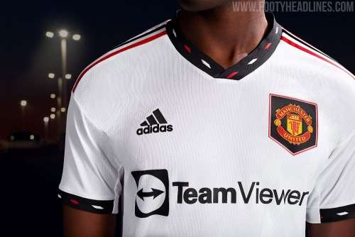 MAN United 23 AWAY KIT