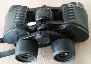 VINTAGE BINOCULARS  JAPAN   1055  GOOD CONDITION
