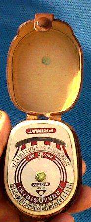 VINTAGE LIGHT METER (PRIMAT)