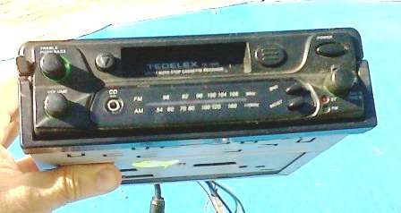 CAR RADIO /TAPE (TEDELEX )