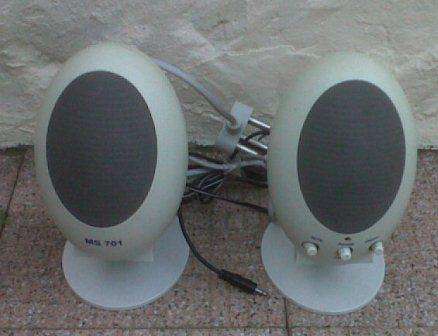 MULTIMEDIA DESK TOP SPEAKERS