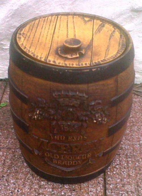 VINTAGE VICEROY BRANDY BARREL ICE BUCKET