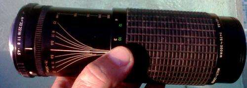 LENS SIGMA   ZOOM  75 -300    1:4.5~ 5.6 (made in japan)