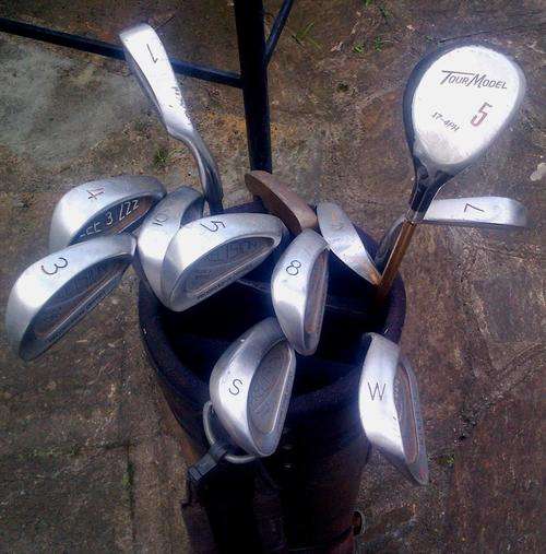 GOLF CLUBS   PRECISION & OTHER 1,3,5,6,7,8,9 ,+SW, + W + PUTTER ( PING GRIPS)