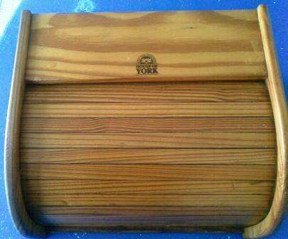 VINTAGE BREAD BIN YORK , WOOD (old but nice)