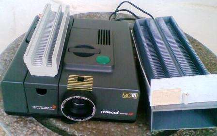 SLIDE PROJECTOR  REFLECTA DIAMATOR  AF & ACESSORIES