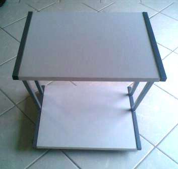 STYLISH TV STAND ON WHEELS