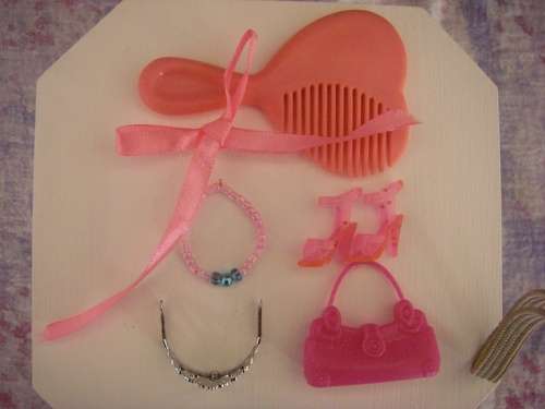 Barbie doll pink personal accessory pack (comb, handbag, tiara, shoes, necklace / hairband, ribbon)