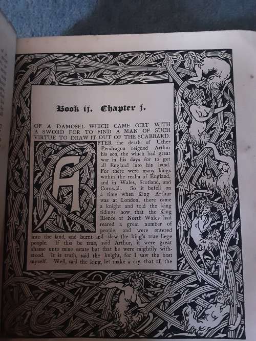 Le Morte DArthur by Sir Thomas Malory with designs by Aubrey Beardsley  **Ltd Ed 1500**