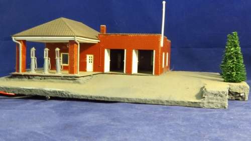 HO scale garage building
