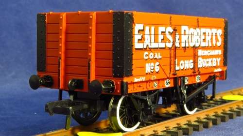 Bachmann OO 7 plank fixed end wagon. Eales & Roberts