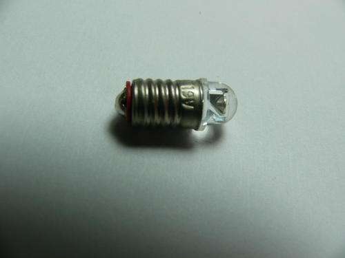 HO scale screw in type LED globe for house lights and lamppoles.