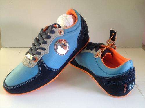 MAGENTS Light Blue Takkies (Size 8)