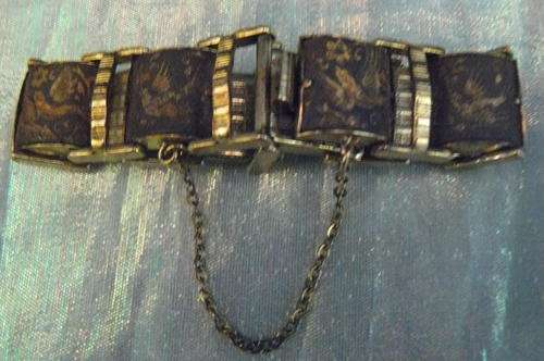 VERY INTERESTING BRACELET