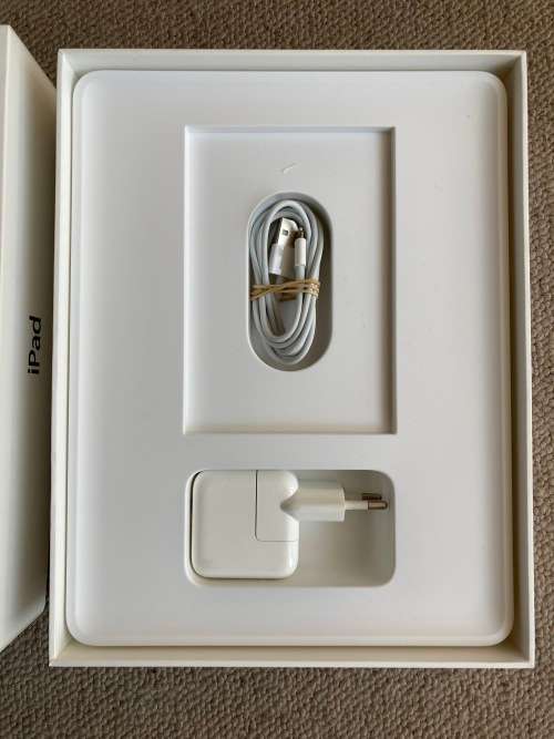 Apple iPad 32GB Wi-Fi space grey 9.7`