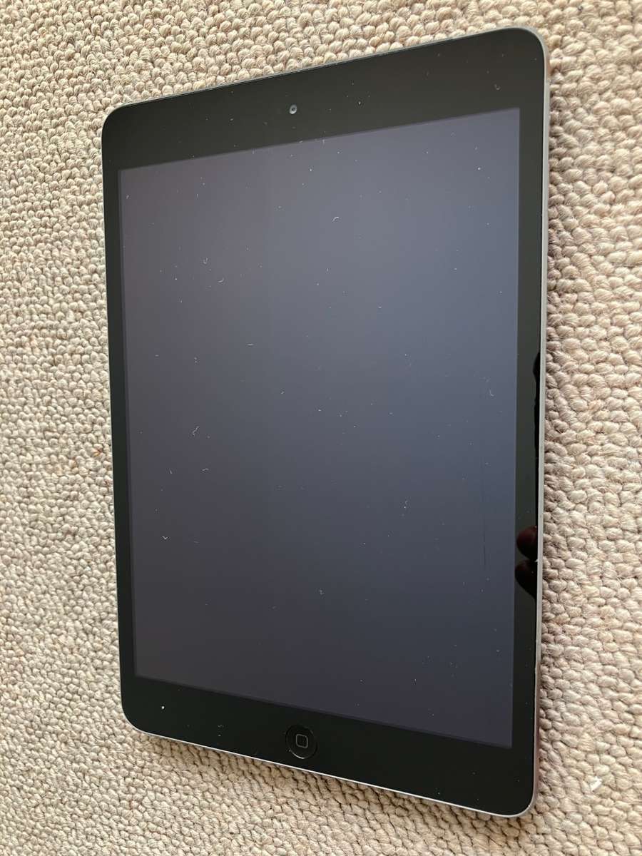 Apple iPad Mini 2 - Space Gray - 64GB Cellular + WiFi