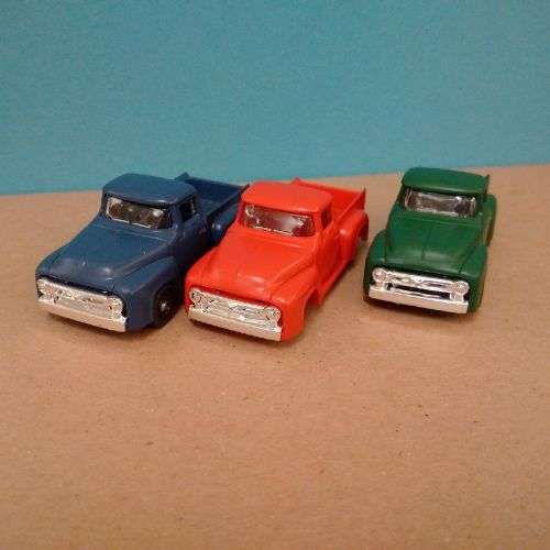 Life Like 50's Chev Bakkie - HO Scale