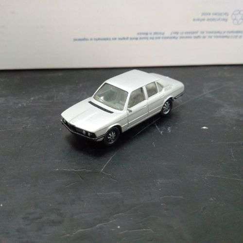 Herpa BMW 528i - 1/87 Scale